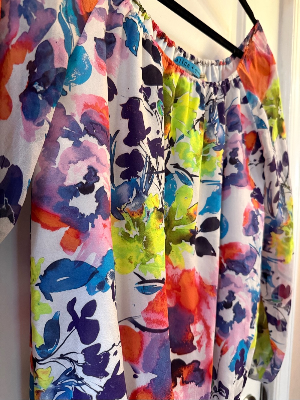 Alice + Olivia 100% SILK Colorful Floral Blouse Coquette Girlhoodcore - Picture 5 of 7